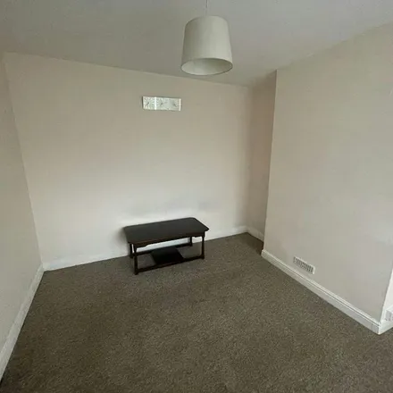 Image 2 - Groby Road, Glenfield, LE3 8GJ, United Kingdom - Apartment for rent