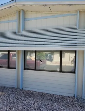 Buy this studio apartment on 5204 Bighorn Canyon Parkway in Sunrise Manor, NV 89122