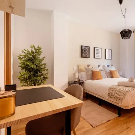 Image 9 - Calle de Robledo, 2, 28039 Madrid, Spain - Apartment for rent