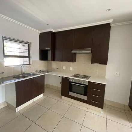 Image 9 - unnamed road, Barbeque Downs, Randburg, South Africa - Apartment for rent