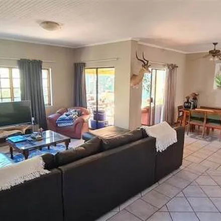 Image 6 - Mopani Place, Blue Bend, East London, 5241, South Africa - Apartment for rent