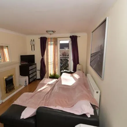 Buy this 2 bed apartment on The Dell in Bedford Place, Southampton