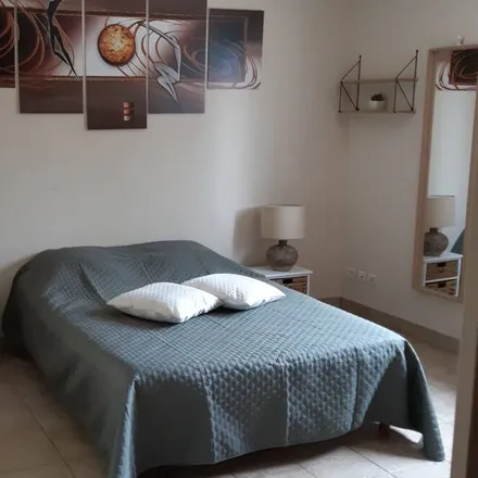 Rent this 3 bed house on 30360 Vézénobres