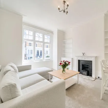 Rent this 1 bed apartment on 367 Queen's Circus in London, SW8 4LL