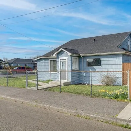 Buy this 4 bed house on 1394 6th Street in Tillamook, OR 97141