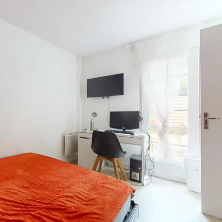 Rent this 1 bed room on 4 Rue Des Plants Verts