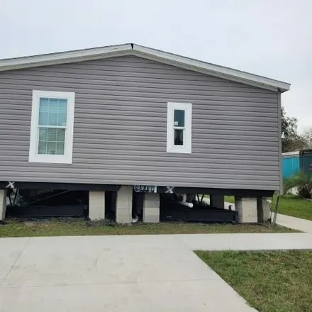 Rent this studio apartment on Dogwood Avenue in Polk County, FL 33801