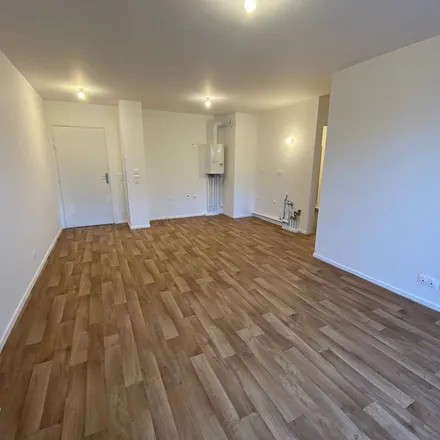 Rent this 2 bed apartment on 1 Route de Villoison in 91100 Villabé, France