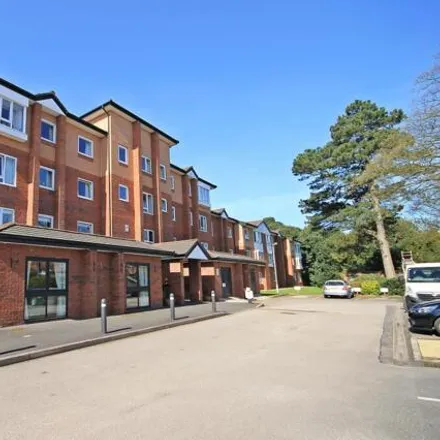 Buy this 1 bed apartment on Undercliffe House in Greenfields Avenue, Hillcliffe