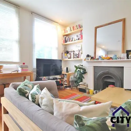 Rent this 2 bed apartment on Jacobin Lodge in Hartham Road, London