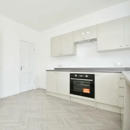 Image 3 - Buttermere Road, Sheffield, S7 2AY, United Kingdom - Townhouse for sale