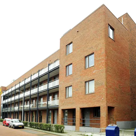 Rent this 1 bed apartment on Ranonkelstraat 93 in 3202 JV Spijkenisse, Netherlands