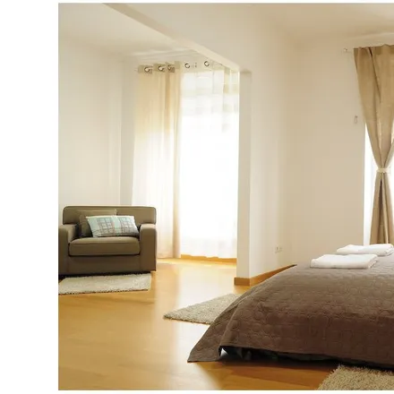 Rent this 1 bed apartment on Aruki Sushi Delivery in Travessa do Enviado de Inglaterra 14, 1100-297 Lisbon