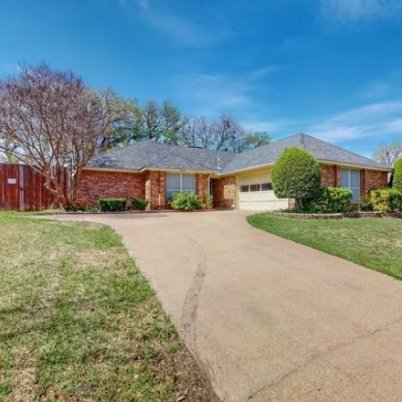 Image 2 - 5419 Blue Cove Drive, Garland, TX 75043, USA - House for sale