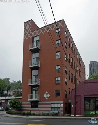 Rent this studio apartment on Brownstone Pancake Factory in 860 River Road, Edgewater