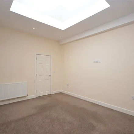 Image 2 - The Life Rooms, 23-25 Scarisbrick Avenue, Sefton, PR8 1NW, United Kingdom - Apartment for rent
