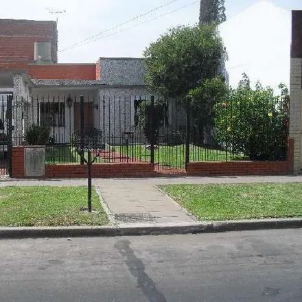 Buy this 2 bed house on Florencio Varela 699 in Partido de La Matanza, B1752 CXU Ramos Mejía