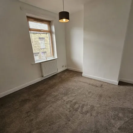 Image 6 - Castle Street, Barnsley, S70 1NT, United Kingdom - Apartment for rent