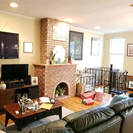 Rent this 3 bed house on 74 Highwood Terrace in Weehawken, NJ 07086