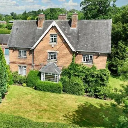 Buy this 6 bed house on Old Vicarage Lane in Quarndon, DE22 5JF