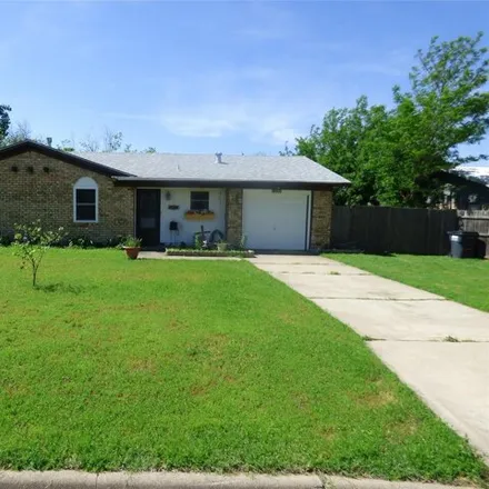 Buy this 3 bed house on 208 Skylark Drive in Ranger, Eastland County