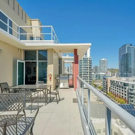 Image 4 - Diamond Terrace, J Street, San Diego, CA 92180, USA - Apartment for rent