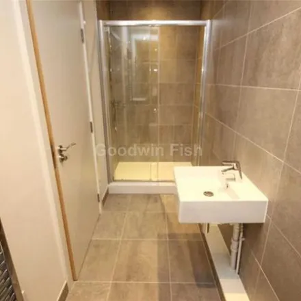Image 7 - 7 Lockgate Mews, Manchester, M4 6GE, United Kingdom - Townhouse for rent