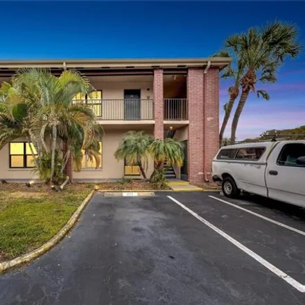 Buy this 2 bed condo on unnamed road in Saint Petersburg, FL 33702