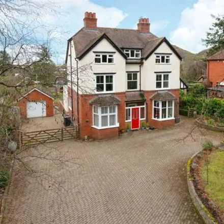 Buy this 6 bed house on Sandford Avenue in Church Stretton, SY6 7AE
