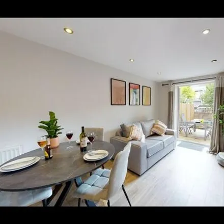 Image 5 - Sandringham Road, Cardiff, CF23 5BG, United Kingdom - Apartment for rent