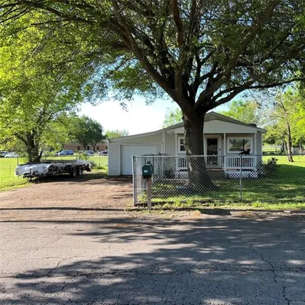 Buy this 3 bed house on 2747 Charity Road in Commerce, TX 75428