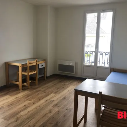 Rent this 1 bed apartment on Centre commercial Le Churchill in Rue de Bourgogne, 35043 Rennes