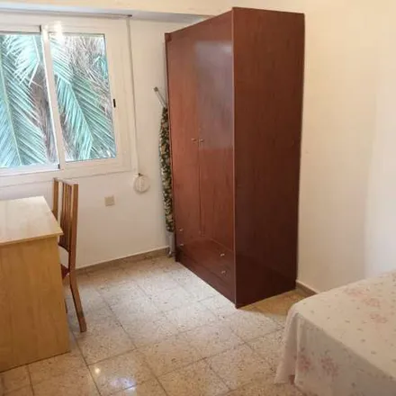 Rent this 3 bed apartment on Avinguda Menéndez Pidal in 46009 Valencia, Spain