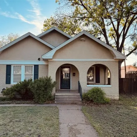 Buy this 3 bed house on 1150 Meander Street in Abilene, TX 79602