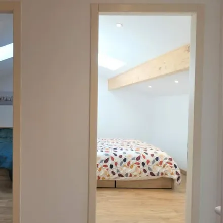 Rent this 3 bed house on Avenue de la Côte d'Argent in 40170 Lit-et-Mixe, France