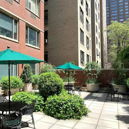 Image 2 - 308 EAST 72ND STREET 14A in New York - Apartment for sale