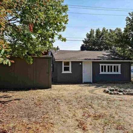 Buy this 1 bed house on 1523 West Chelan Avenue in Spokane, WA 99205