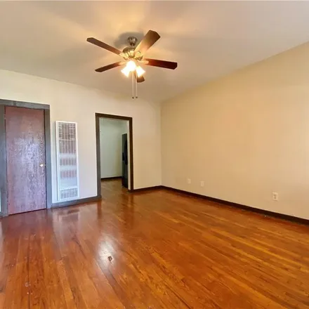 Rent this 2 bed apartment on 116 South Krueger Avenue in New Braunfels, TX 78130