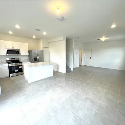 Image 3 - 848 Brickell Avenue, Miami, FL 33131, USA - Townhouse for rent