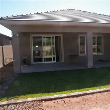 Image 2 - 8233 Broad Peak Drive, Las Vegas, NV 89131, USA - House for sale