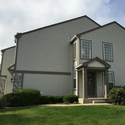Rent this 3 bed house on Pensbury Lane in Eola, Aurora