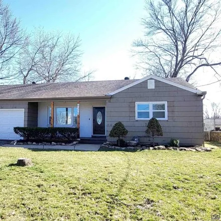 Buy this 3 bed house on 6231 Cernech Road in Kansas City, KS 66104