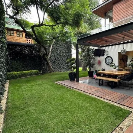 Buy this 3 bed house on Calle Nieve in Álvaro Obregón, 01900 Mexico City