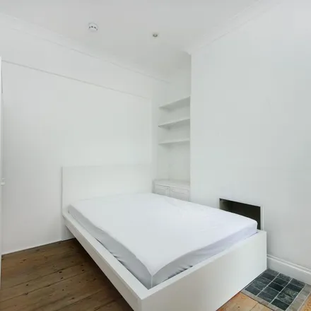 Rent this 1 bed apartment on 54 St. Kilda Road in London, W13 9DE
