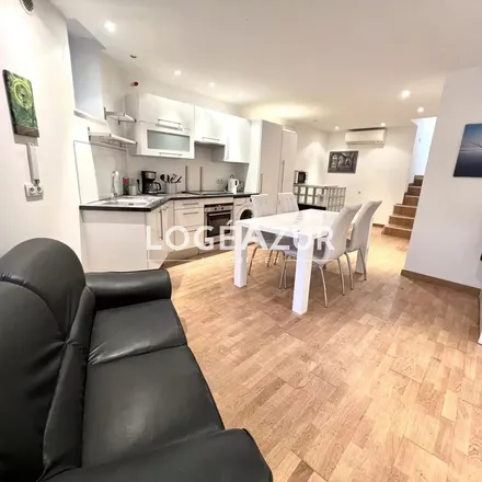 Rent this 3 bed apartment on Place du Général de Gaulle in 06600 Antibes, France