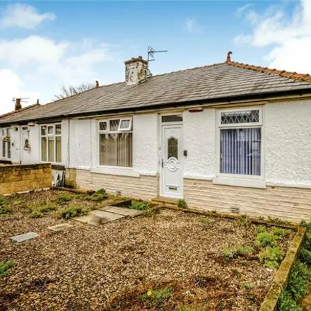 Image 1 - Bankfield Gardens, Bank Top, HX3 9NT, United Kingdom - House for sale
