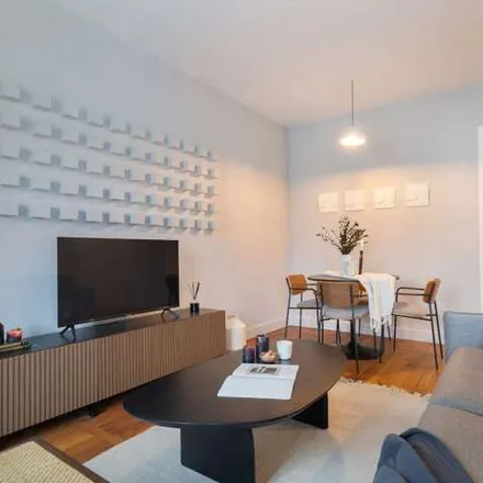 Image 9 - Résidence Villiers Del Duca, Rue Cino Del Duca, 75017 Paris, France - Apartment for rent