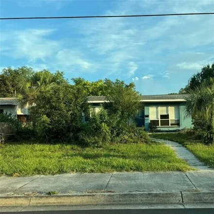 Image 1 - 810 40th Ave NE, Saint Petersburg, Florida, 33703 - House for sale