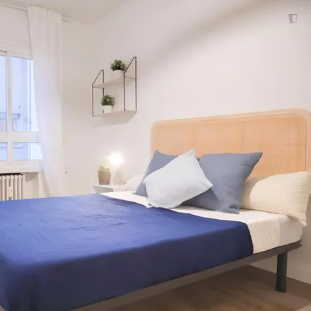 Rent this 7 bed room on Madrid in Calle de Hilarión Eslava, 58