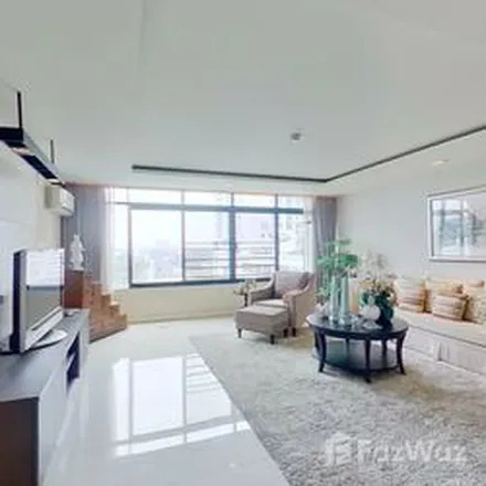 Rent this 3 bed apartment on Soi Thong Lo 25 in Vadhana District, Bangkok 10110